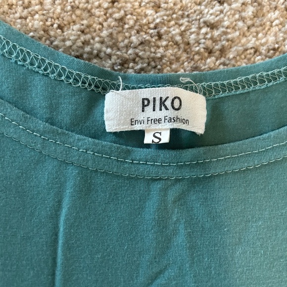 Piko flowy top, seafoam green color, size small - Picture 3 of 6
